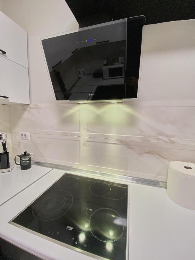 Stylish Apartment, Skopje Centre - Private Parking - Panoramic Views Экстерьер фото