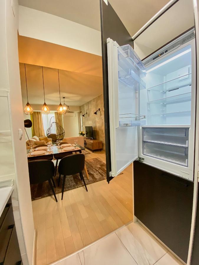Stylish Apartment, Skopje Centre - Private Parking - Panoramic Views Экстерьер фото