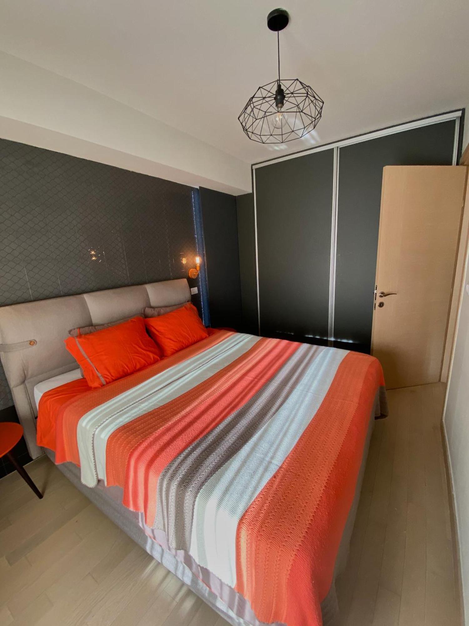Stylish Apartment, Skopje Centre - Private Parking - Panoramic Views Экстерьер фото